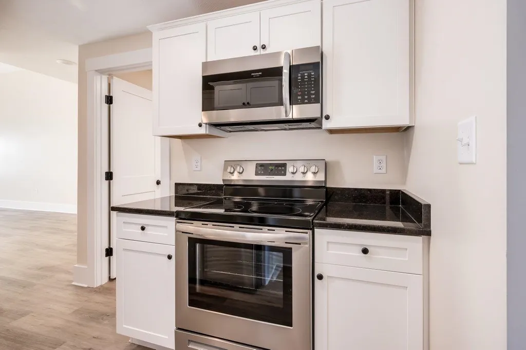 559 Islington Street Portsmouth NH 03801