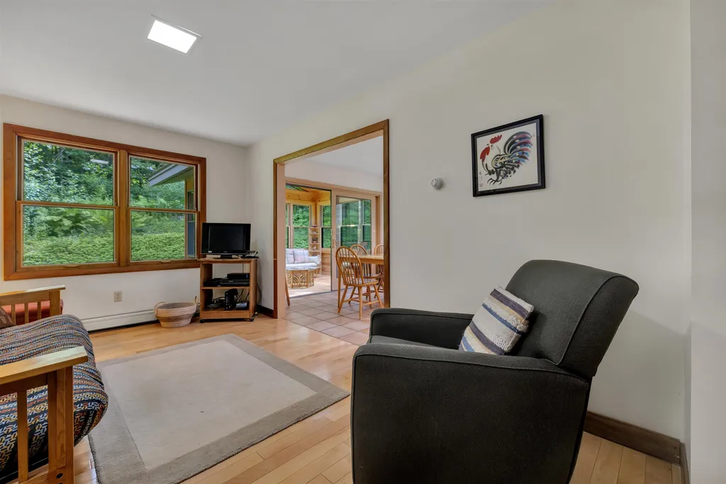 8 Haskins Road Hanover NH 03755