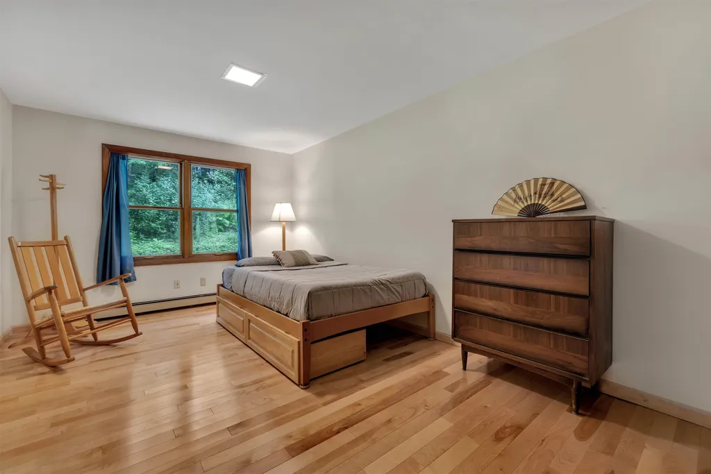 8 Haskins Road Hanover NH 03755