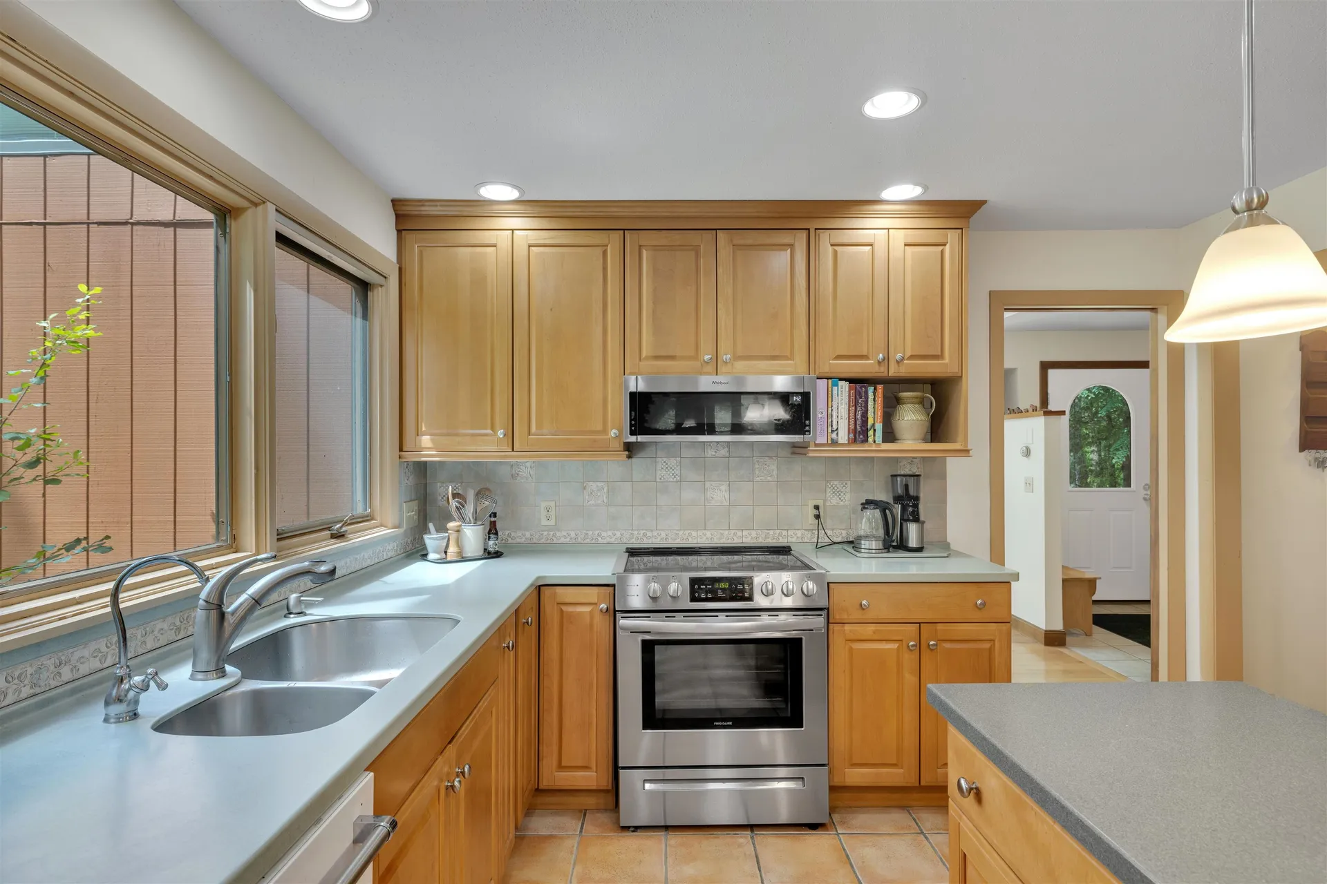 8 Haskins Road Hanover NH 03755