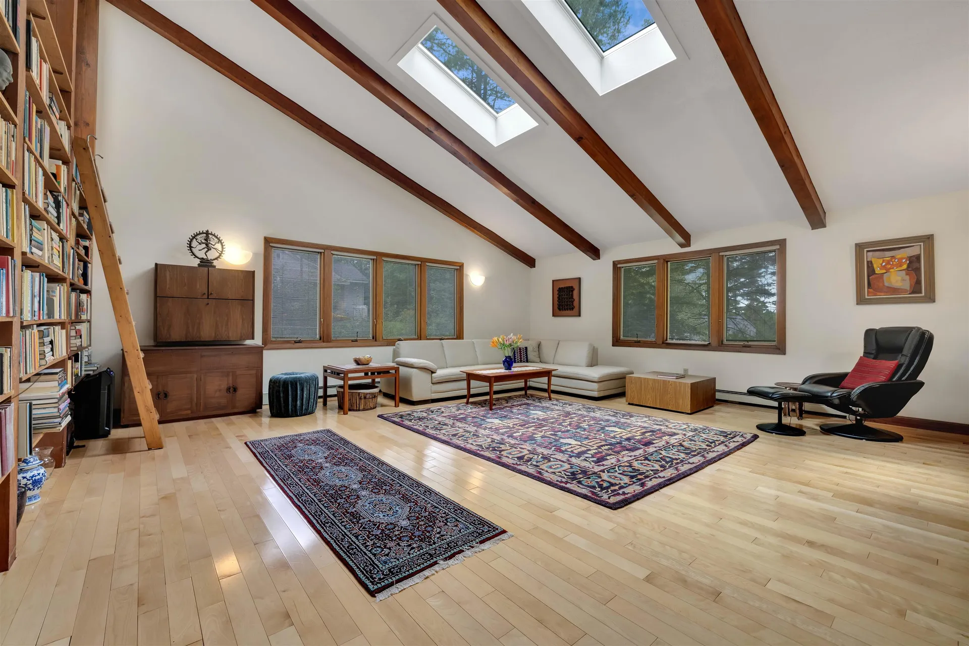 8 Haskins Road Hanover NH 03755