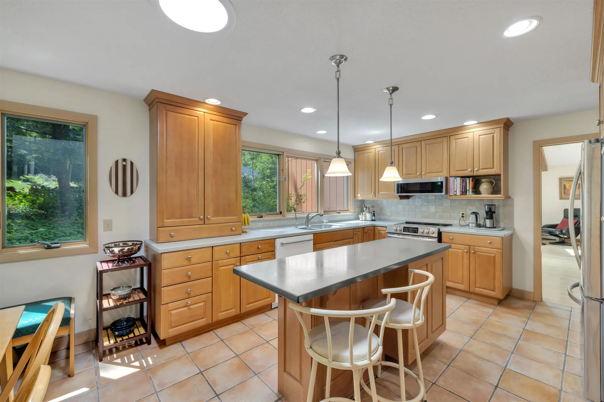 8 Haskins Road Hanover NH 03755