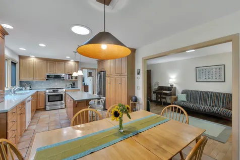 8 Haskins Road Hanover NH 03755