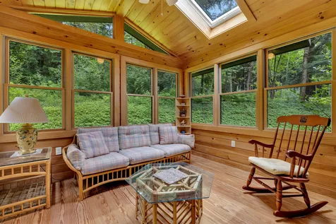 8 Haskins Road Hanover NH 03755