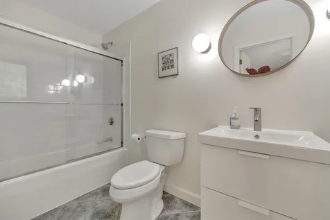 8 Haskins Road Hanover NH 03755