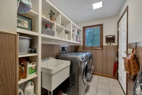 8 Haskins Road Hanover NH 03755