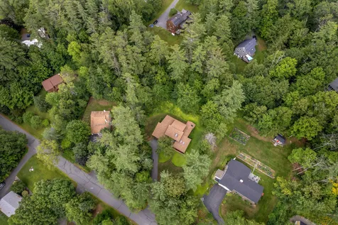8 Haskins Road Hanover NH 03755