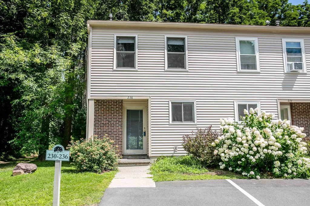 236 Locust Hill Shelburne VT 05482
