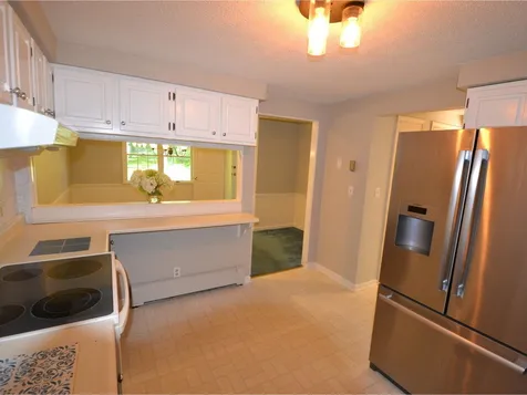 69 Joy Drive South Burlington VT 05403
