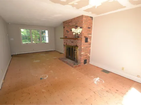69 Joy Drive South Burlington VT 05403