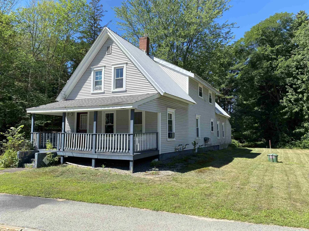 136 Washington Street Conway NH 03818
