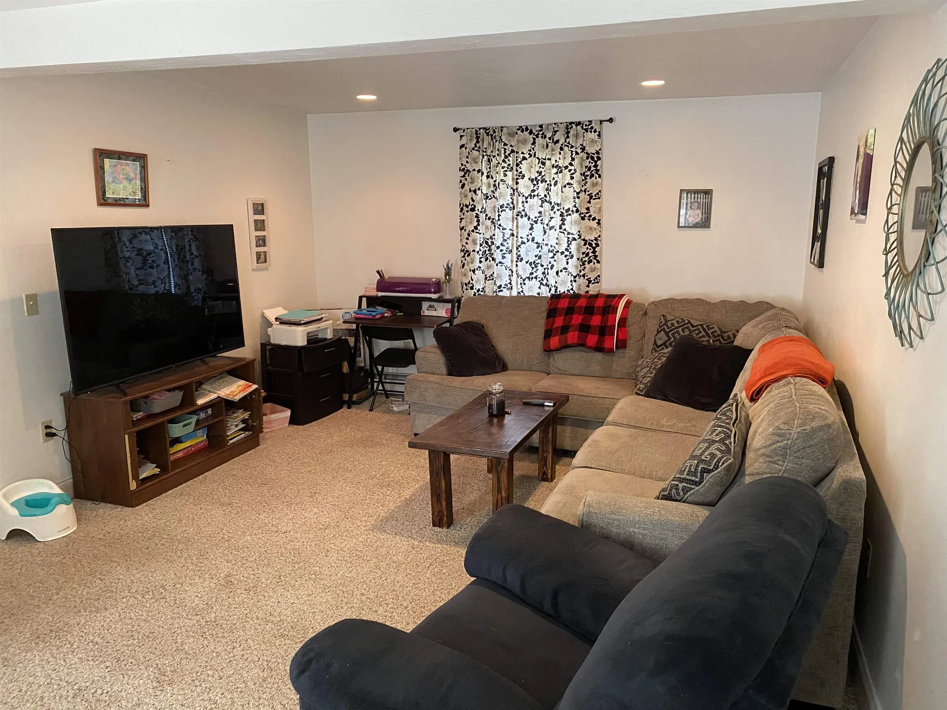 136 Washington Street Conway NH 03818