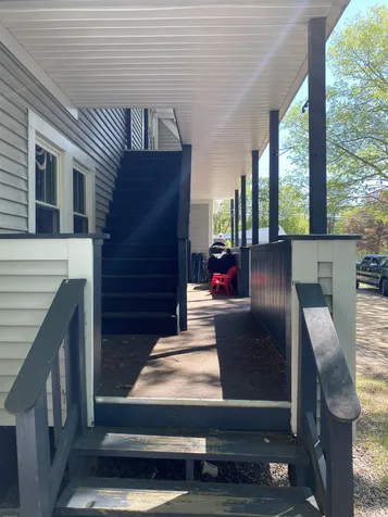 136 Washington Street Conway NH 03818
