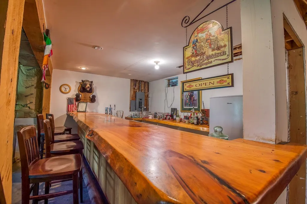 56 Ridgeview Drive Albany NH 03818