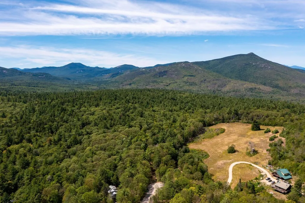 56 Ridgeview Drive Albany NH 03818