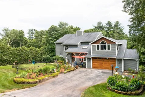 5 Victoria Drive Londonderry NH 03053