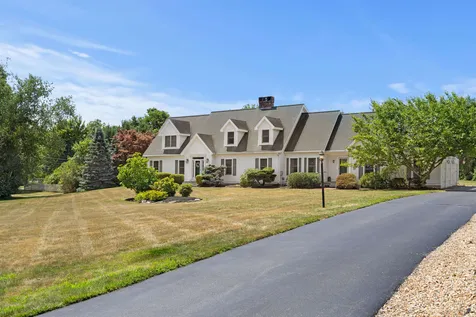 2 Mendelssohn Drive Hollis NH 03049