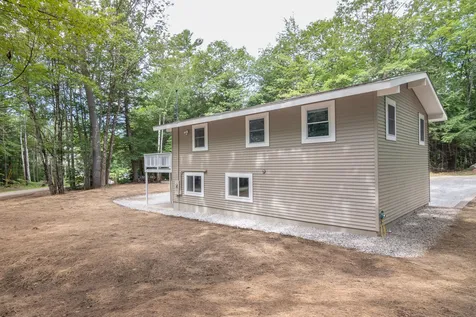 18 Brenner Street Moultonborough NH 03254