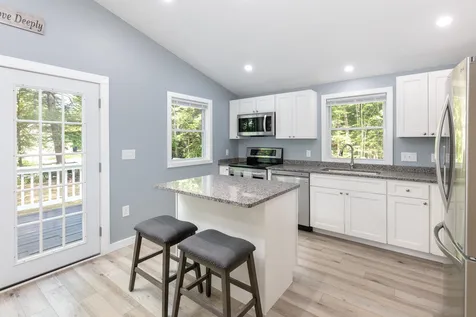 18 Brenner Street Moultonborough NH 03254
