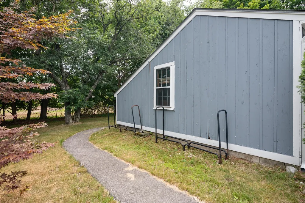 11 Naves Road Hampton NH 03842