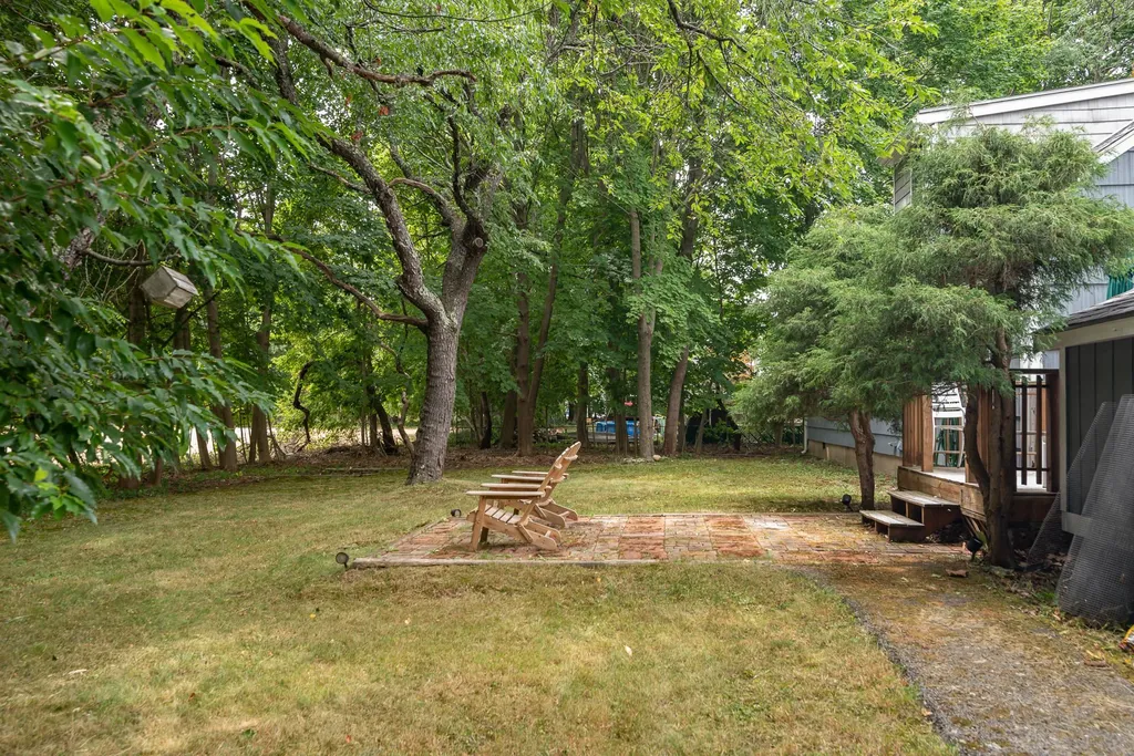 11 Naves Road Hampton NH 03842