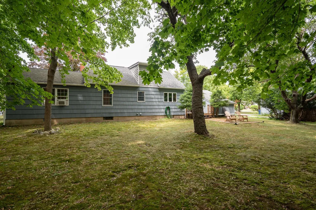 11 Naves Road Hampton NH 03842