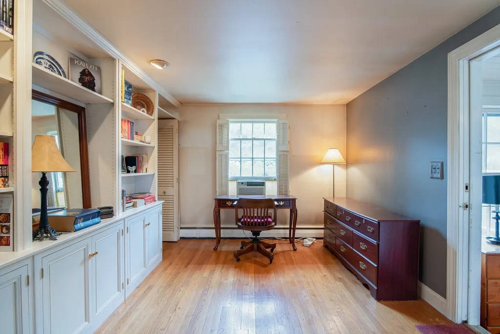 11 Naves Road Hampton NH 03842