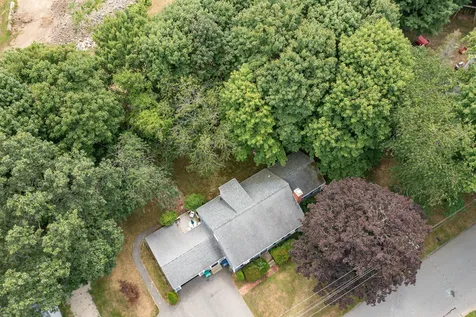 11 Naves Road Hampton NH 03842