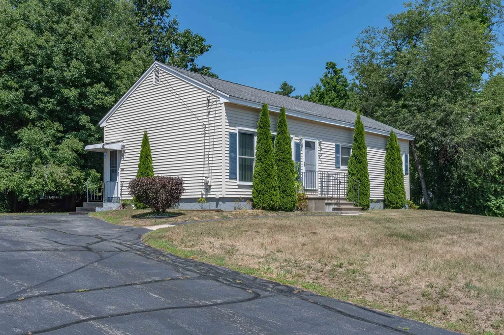 11 Echo Avenue Nashua NH 03062