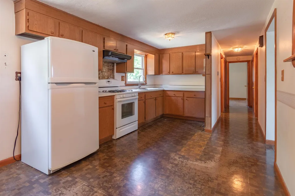11 Echo Avenue Nashua NH 03062