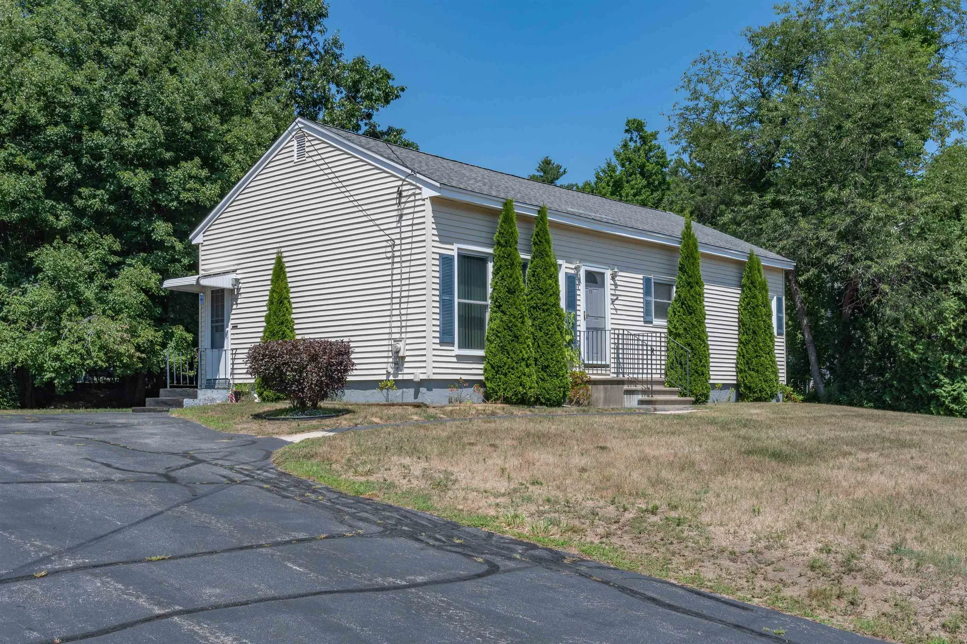 11 Echo Avenue Nashua NH 03062