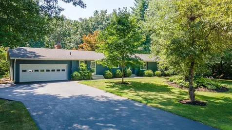 6 Fairway Drive Hudson NH 03051
