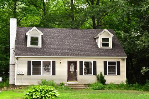 10 Fuller Lane Epping NH 03042