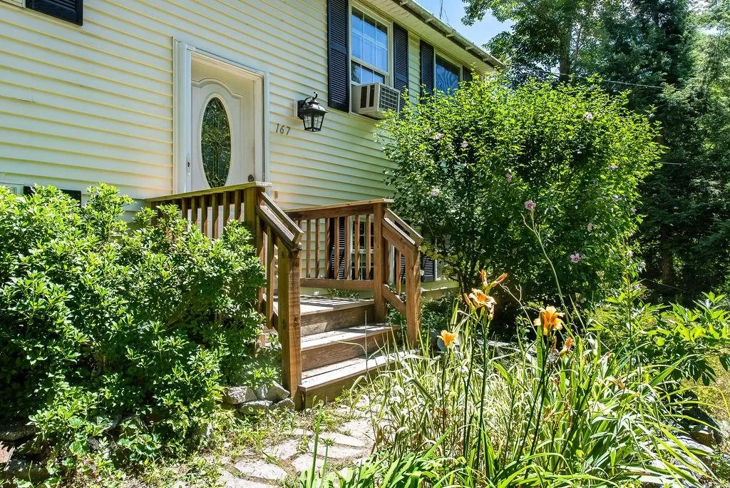 167 Berry River Road Barrington NH 03825