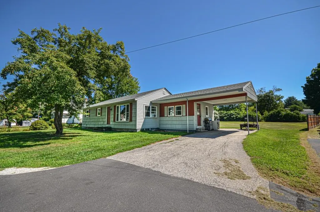 6 Emerson Street Hooksett NH 03106