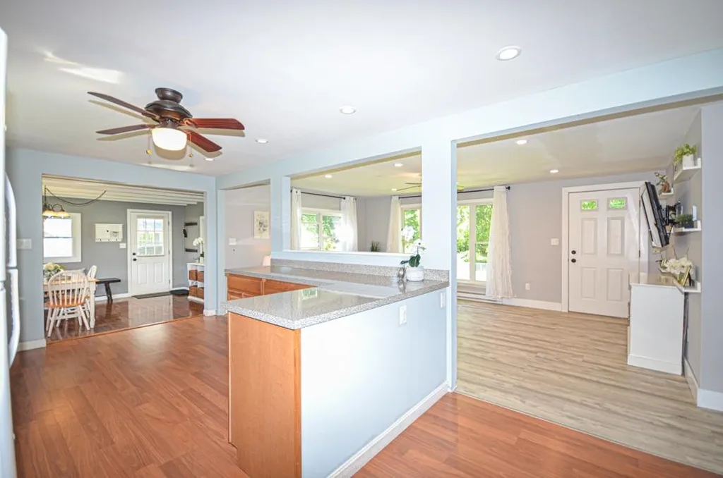 6 Emerson Street Hooksett NH 03106