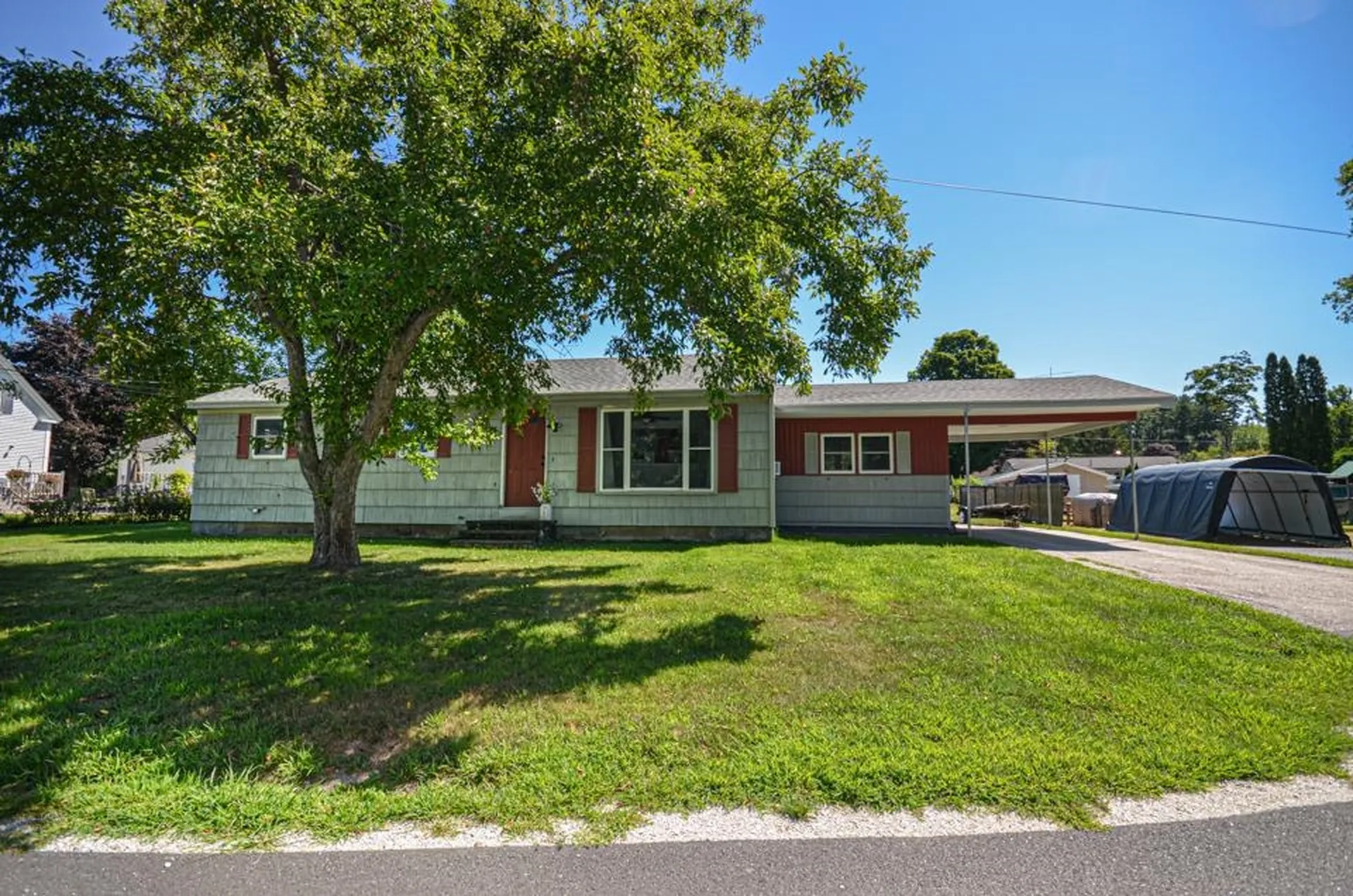 6 Emerson Street Hooksett NH 03106