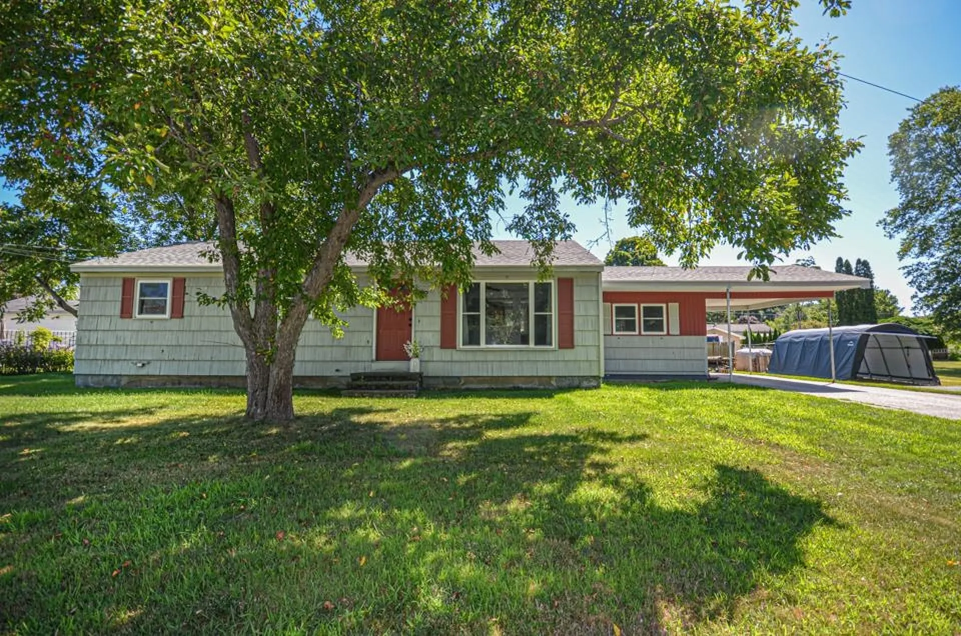 6 Emerson Street Hooksett NH 03106