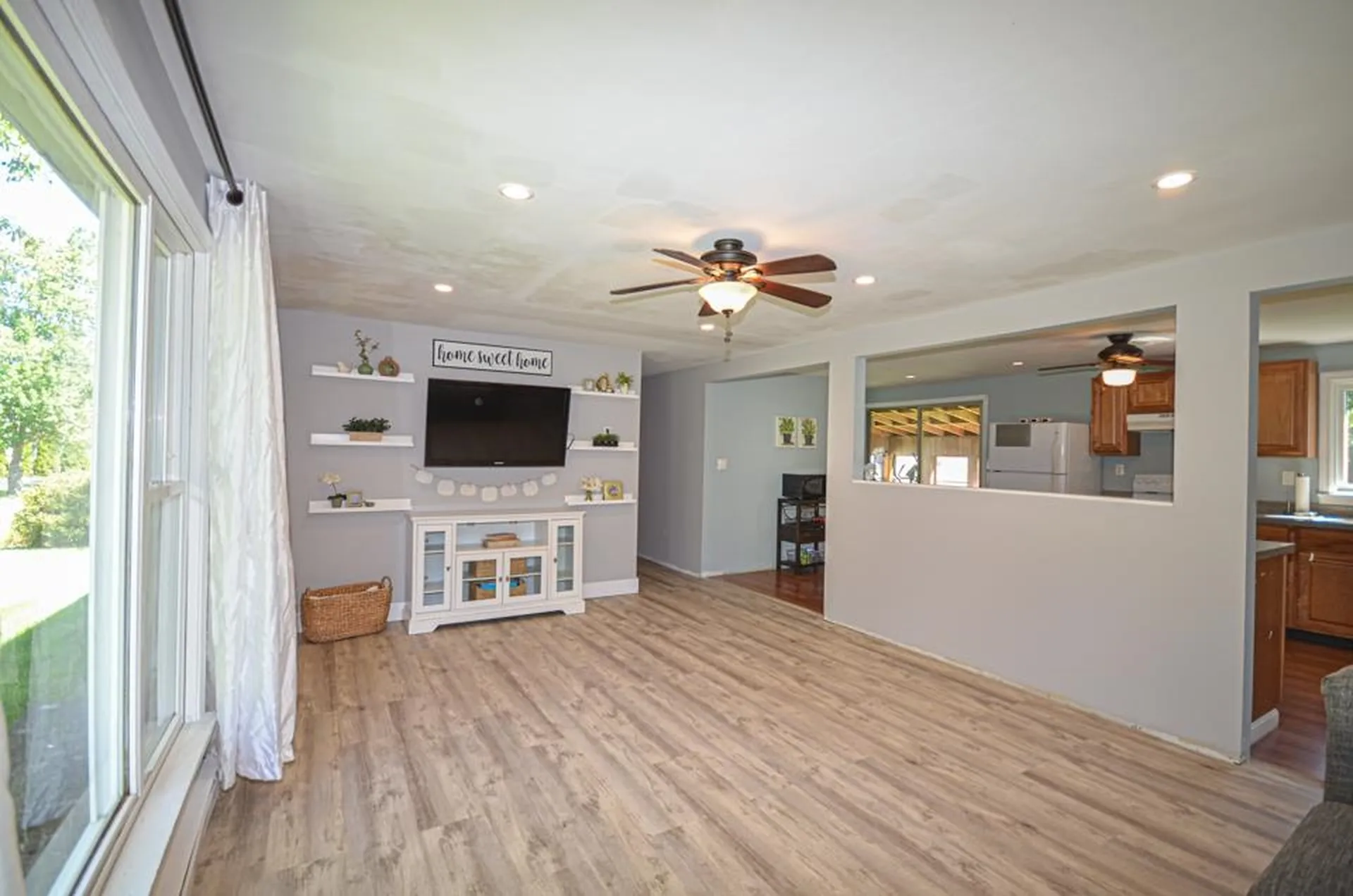 6 Emerson Street Hooksett NH 03106