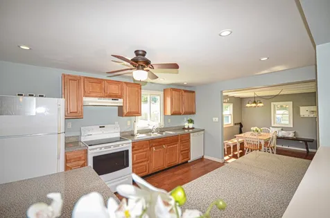 6 Emerson Street Hooksett NH 03106