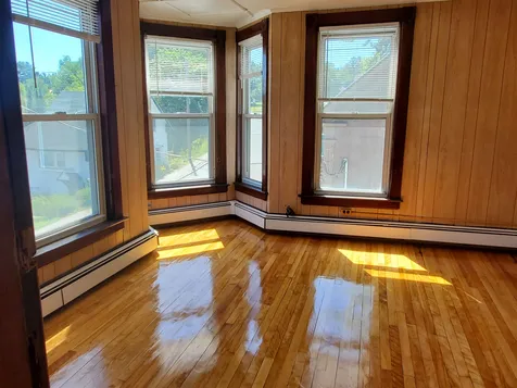4 Elm Street Lancaster NH 03584