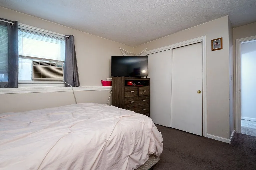 5 Lancelot Drive Derry NH 03038