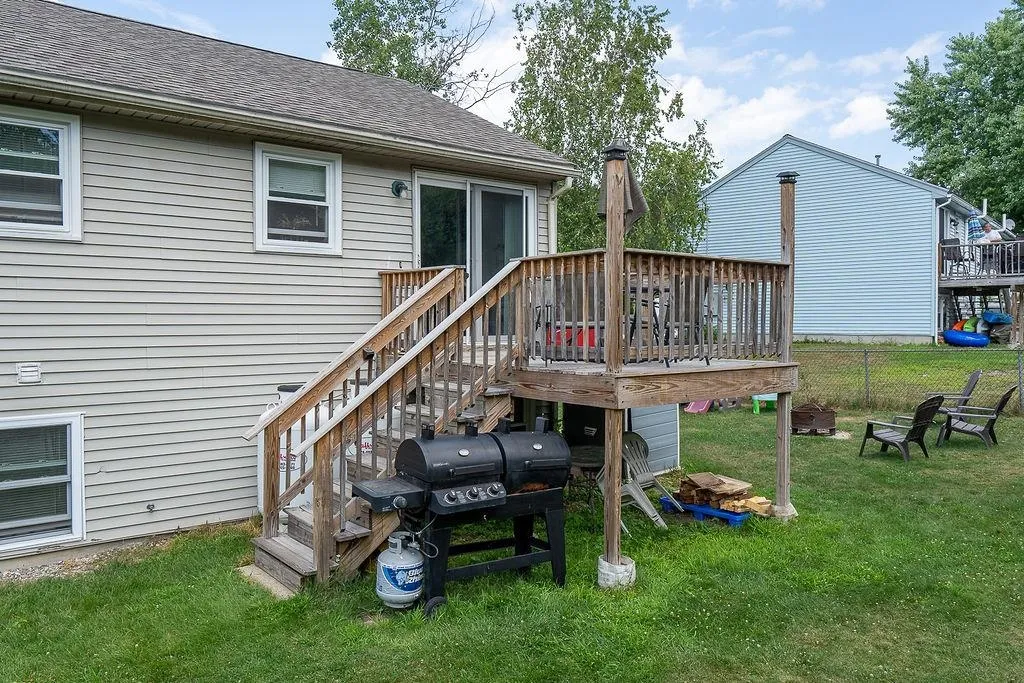5 Lancelot Drive Derry NH 03038