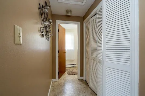 5 Lancelot Drive Derry NH 03038