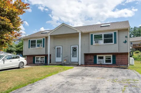 5 Lancelot Drive Derry NH 03038