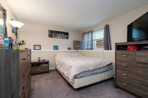 5 Lancelot Drive Derry NH 03038