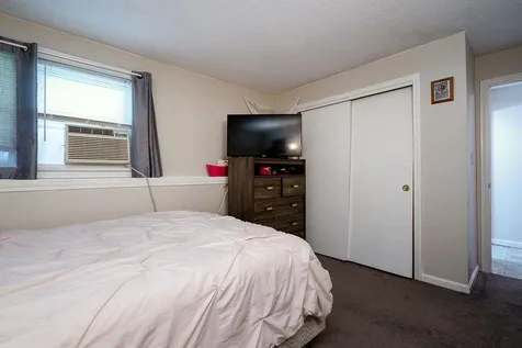 5 Lancelot Drive Derry NH 03038