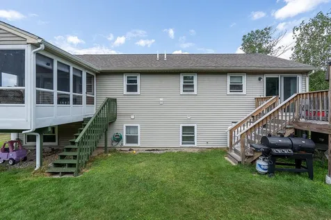 5 Lancelot Drive Derry NH 03038