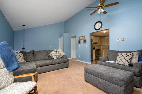 5 Lancelot Drive Derry NH 03038