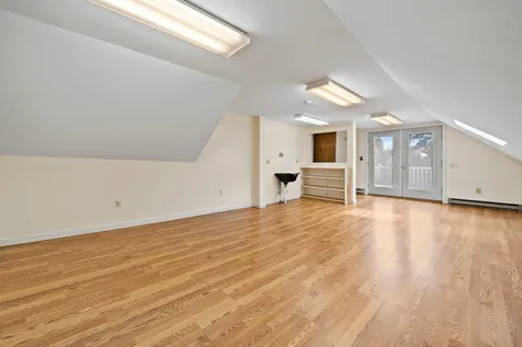 102 Derry Street Hudson NH 03051